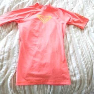 Roxy short sleeve rash guard small